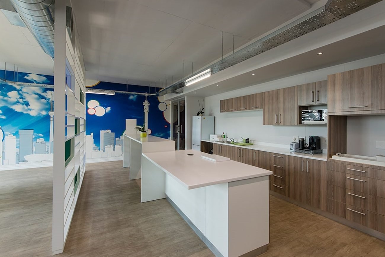 Business-Furniture-Solutions-Open-Networks-2